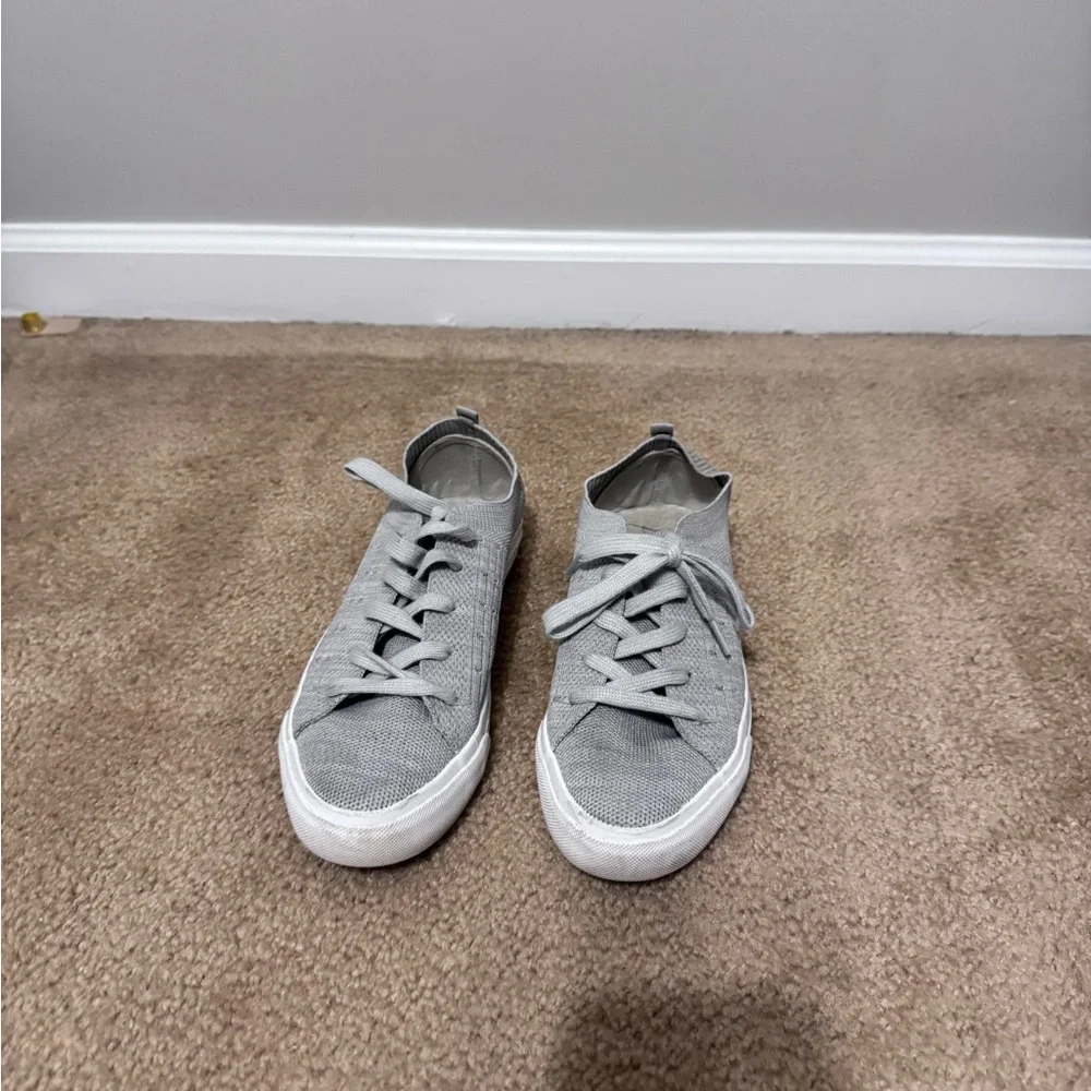 Blowfish Malibu Light Gray Knit Lace-Up Sneakers – Casual Comfort